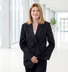 Julia Manns